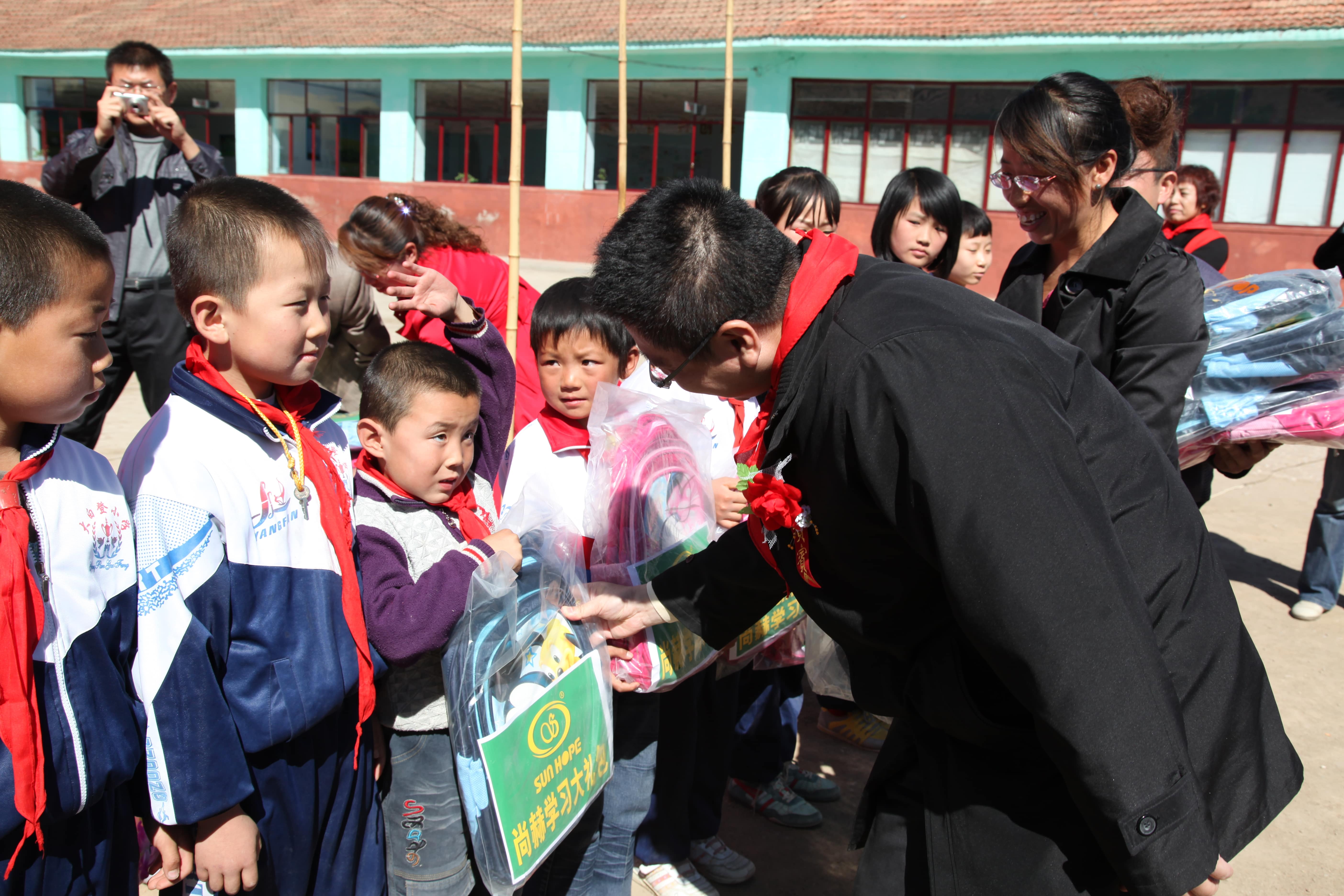 第11所 大同市大白登欧亿体育-欧亿体育集团有限公司
渠腊梅小学
