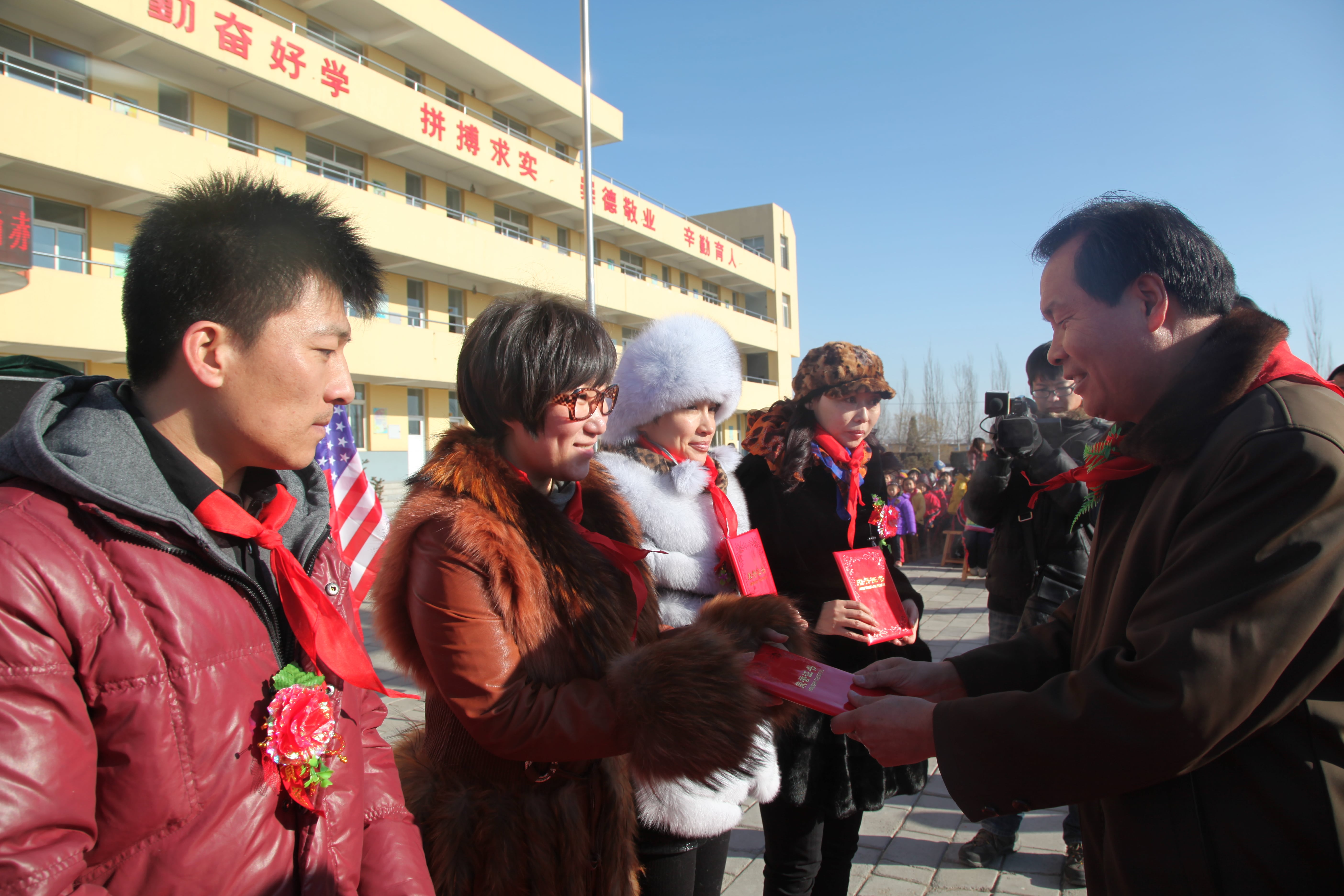第28所 包头市哈业胡同欧亿体育-欧亿体育集团有限公司
刘金萍小学